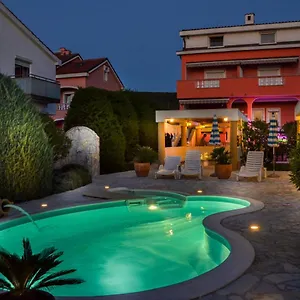 La Perla 3* Punat